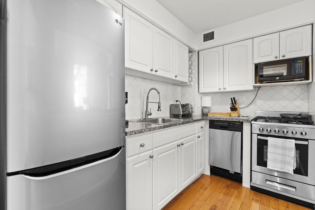 17 Bowdoin St #2B - Photo 5 of 9