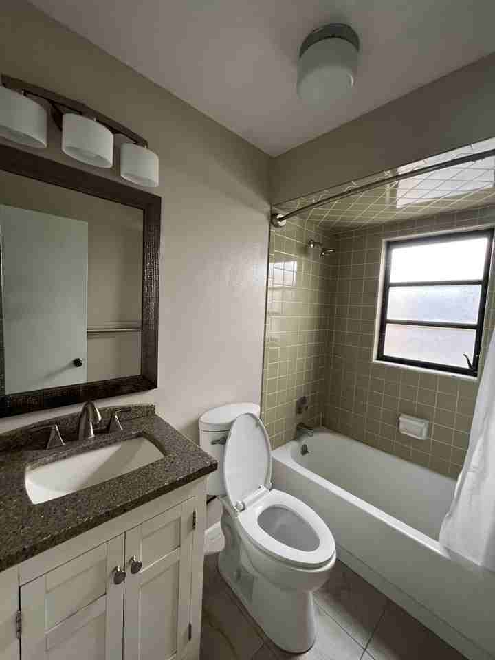 13 Jamaica St - Photo 5 of 6