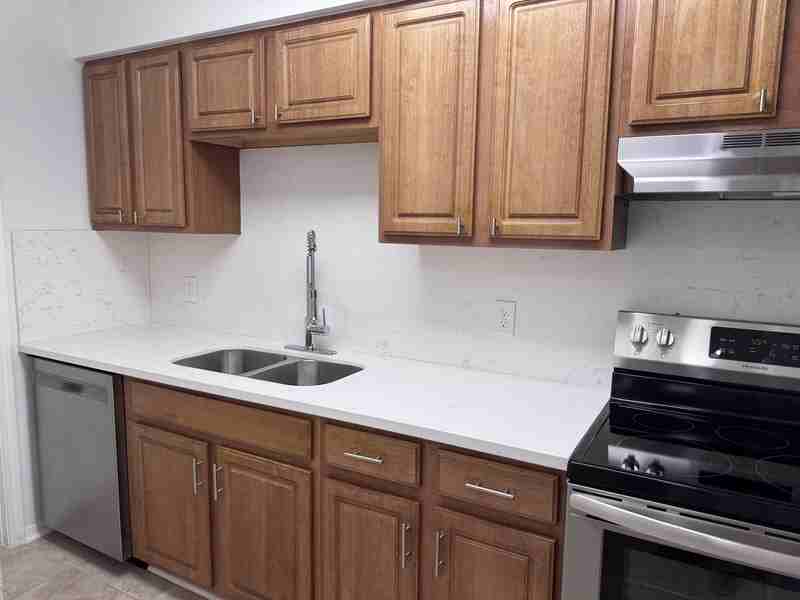 2116A Stander Pl - Photo 4 of 27