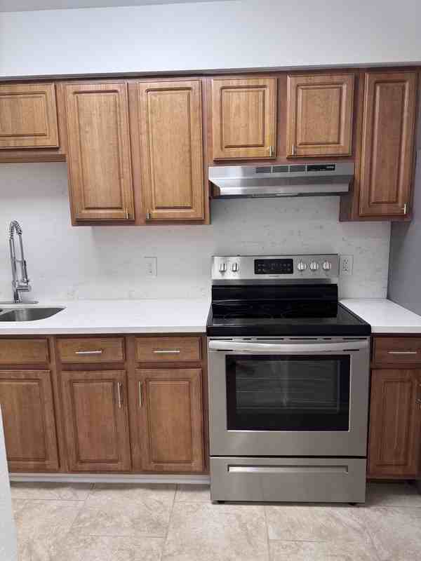 2116A Stander Pl - Photo 5 of 27