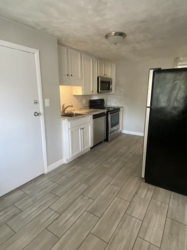 1590 S St #3 - Photo 2 of 11