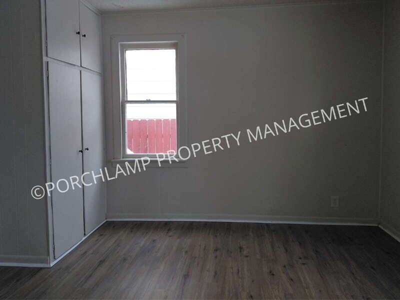 1848 Franklin St #1 - Photo 7 of 12