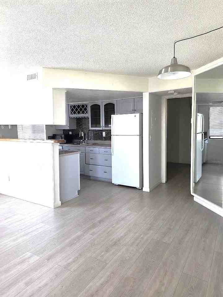 17094 E Tennessee Dr - Photo 4 of 20