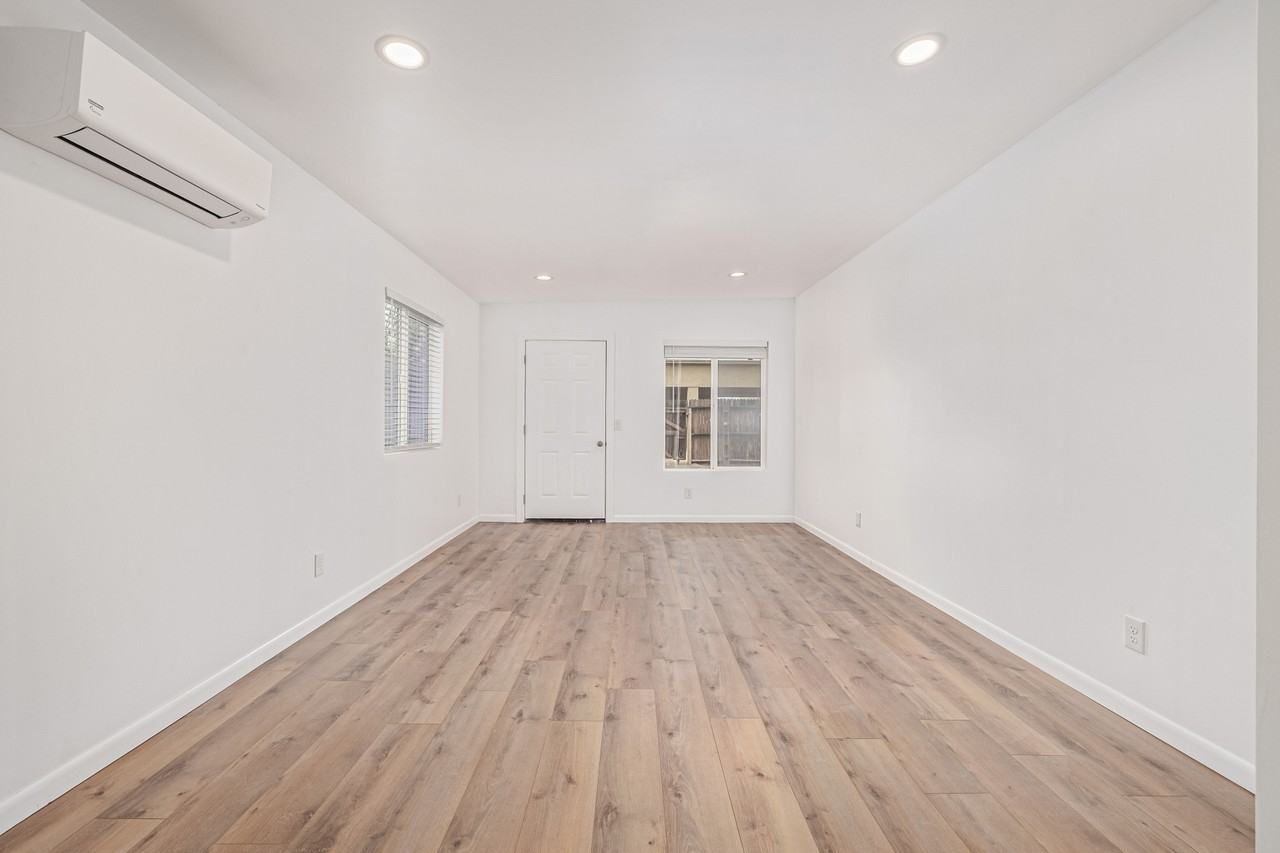 4516 N 8th Pl #NA - Photo 6 of 27