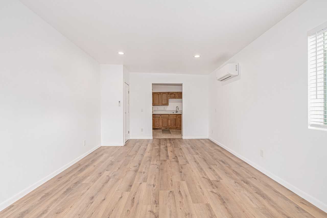 4516 N 8th Pl #NA - Photo 7 of 27