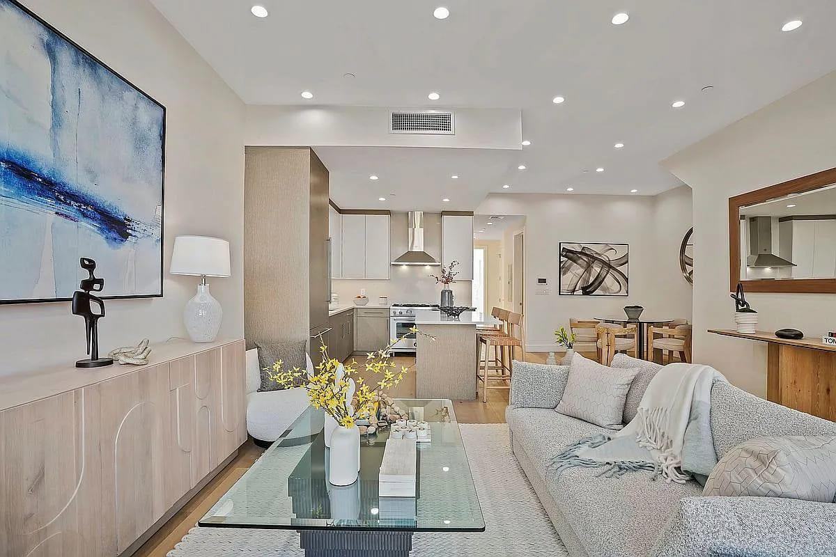 194 30th St - Photo 2 of 20