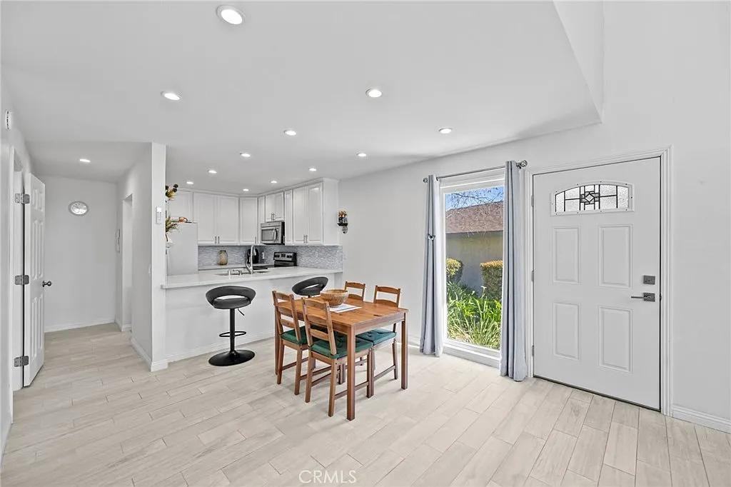 21345 Norwalk Blvd - Photo 7 of 19