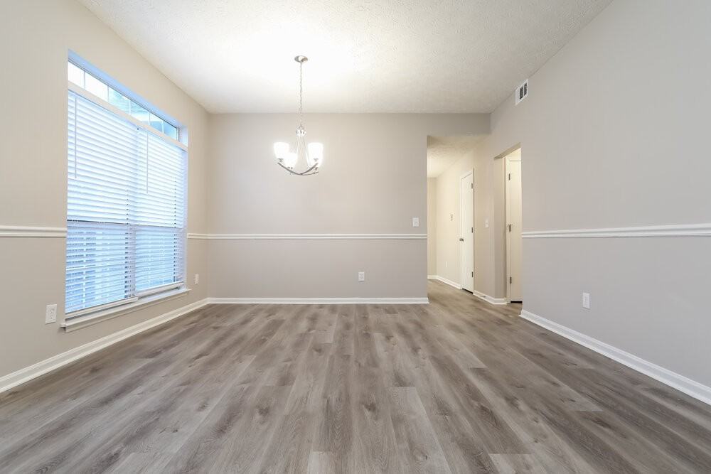 4417 Princeton Ter - Photo 5 of 16