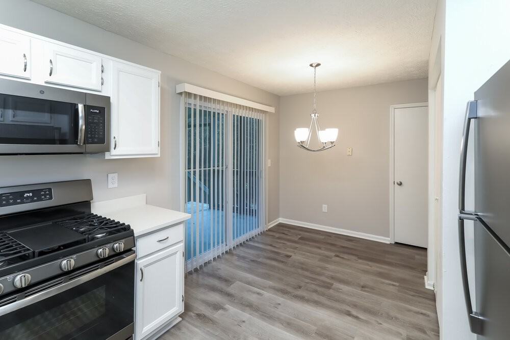 4417 Princeton Ter - Photo 7 of 16