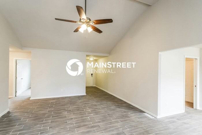 5011 Cronin Dr - Photo 5 of 17