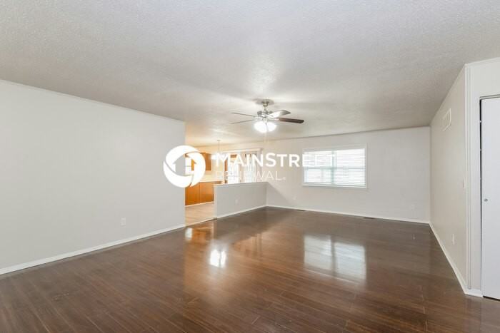 15520 Ninety-Seventh Avenue - Photo 4 of 18