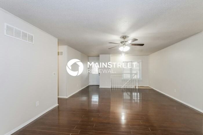 15520 Ninety-Seventh Avenue - Photo 5 of 18