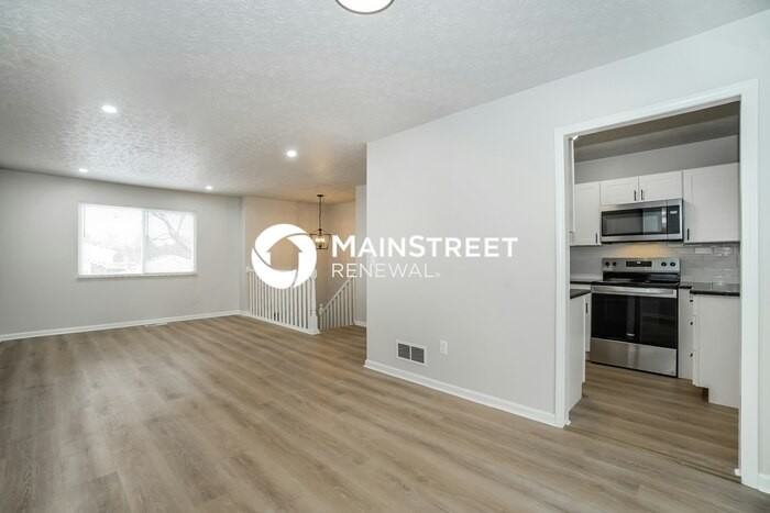 3764 Whetstone Dr - Photo 5 of 18