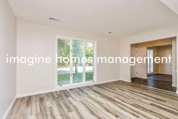 702 Penny Ct - Photo 6 of 18