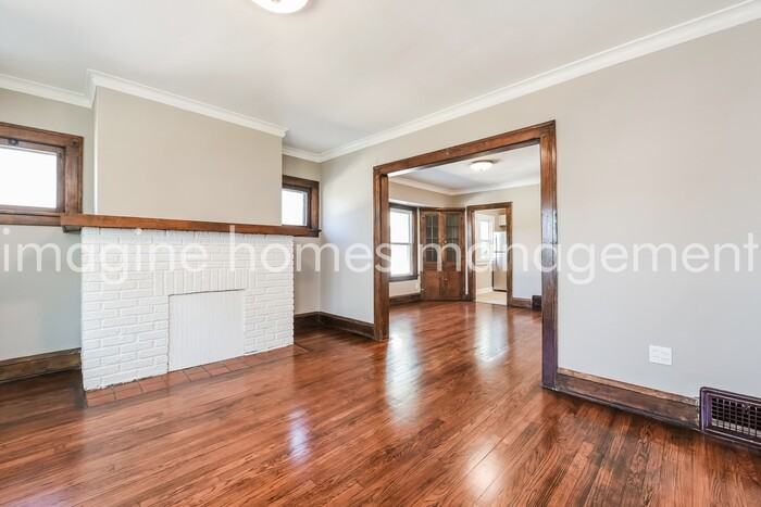 1329 Lakewood Ave #2 - Photo 4 of 12