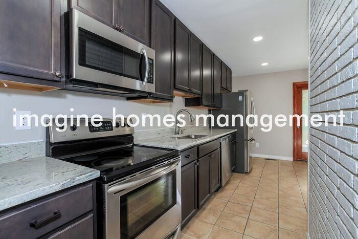 10928 Lemarie Dr - Photo 6 of 14