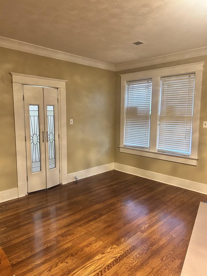 1804 Foster Ave - Photo 3 of 18