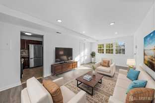 125 College Dr - Photo 1 of 1