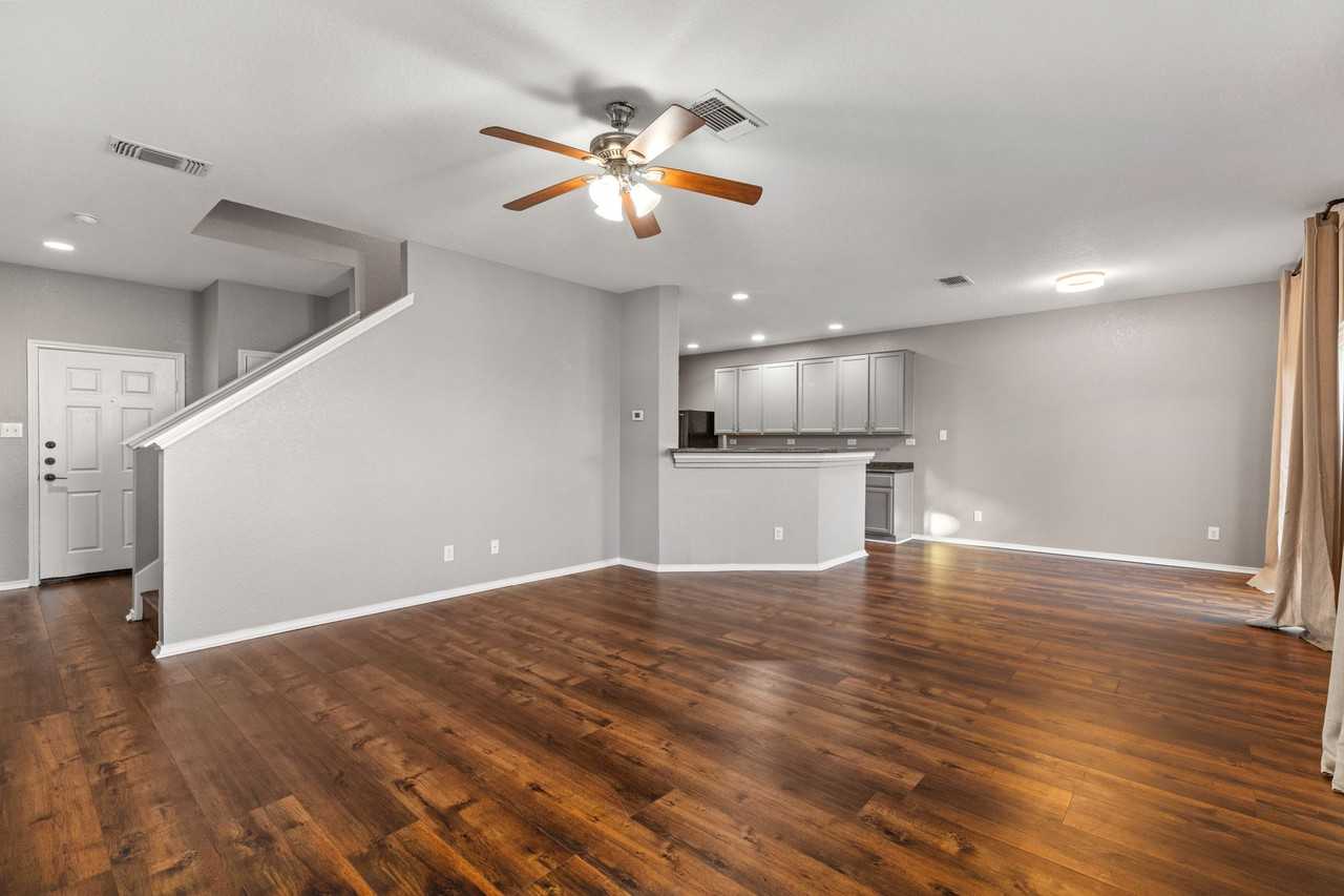 4342 Safe Hbr #1 - Photo 6 of 22