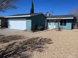 featured image of 16088 Chestnut St