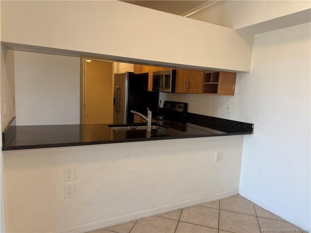 6458 Emerald Dunes Dr Apt 302 #302 - Photo 6 of 24