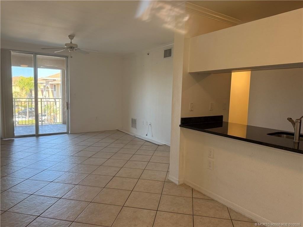 6458 Emerald Dunes Dr Apt 302 #302 - Photo 7 of 24