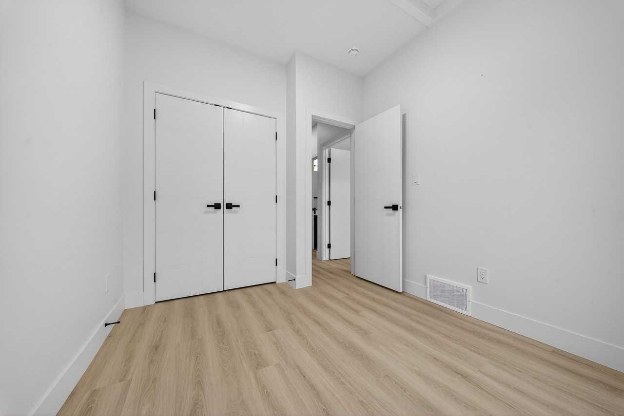 8829 122 Ave Nw #5 - Photo 2 of 18