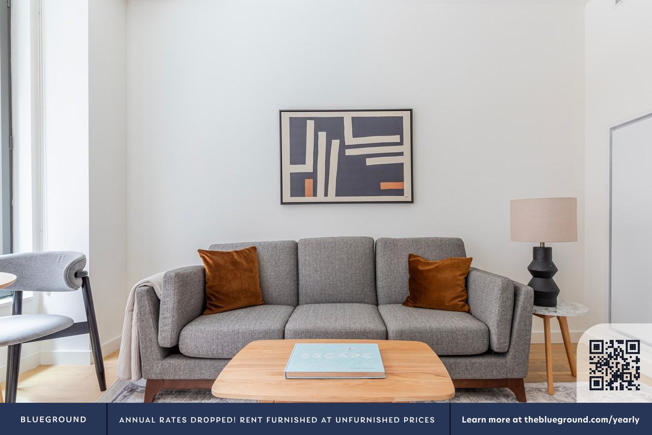 244 West 29th Street - Photo 4 of 42