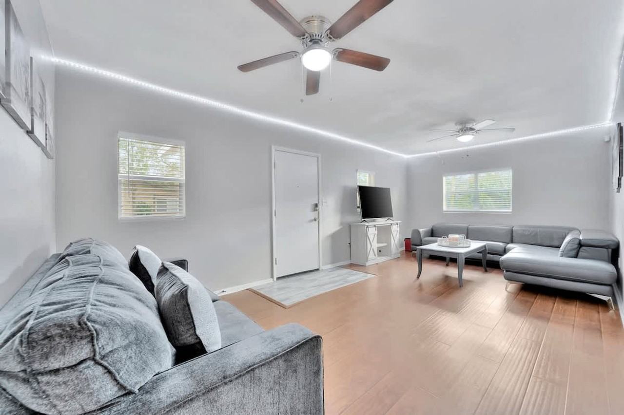 1905 W Saint Louis St #1324835P - Photo 2 of 39