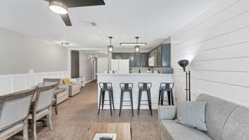 featured image of 730 E Mather St