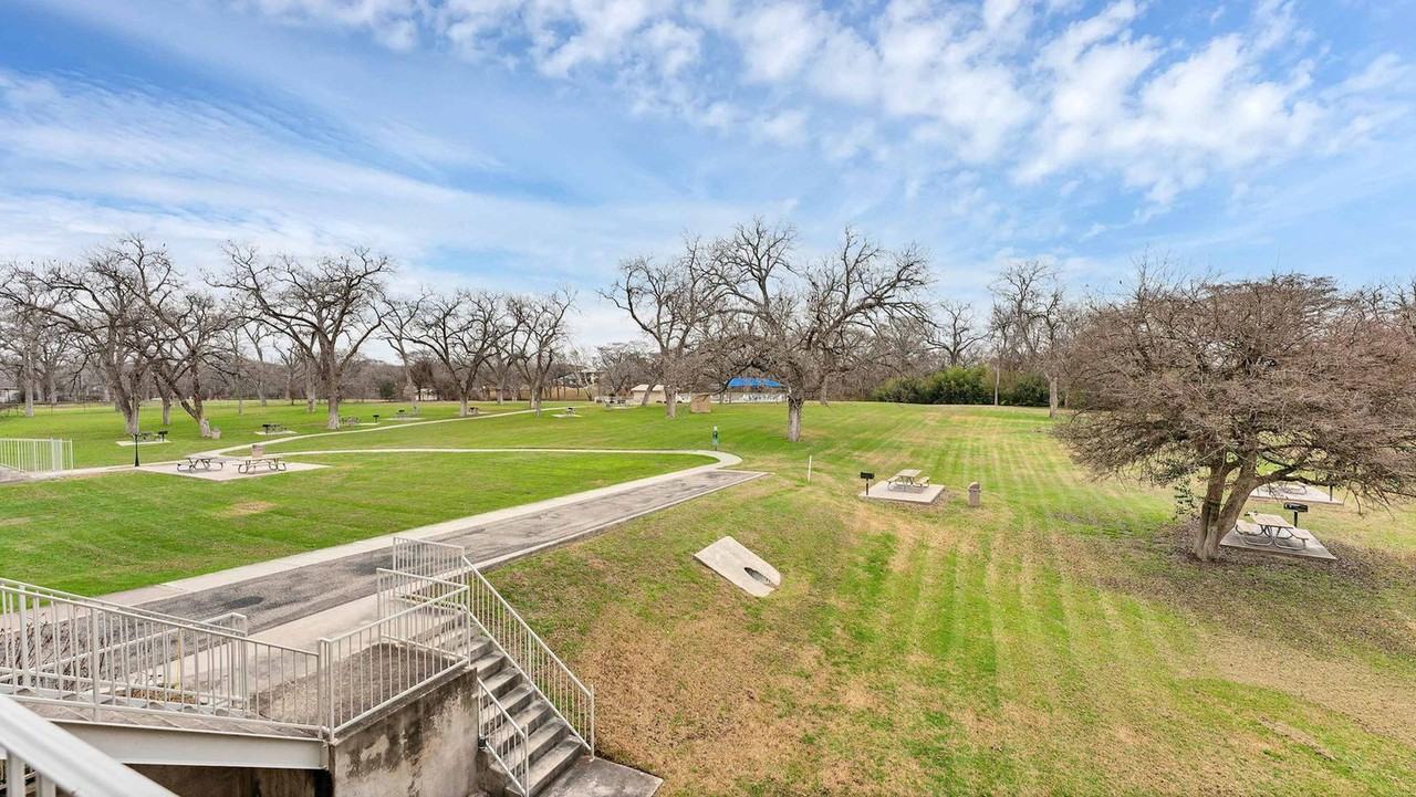 730 E Mather St #1351225P - Photo 7 of 22
