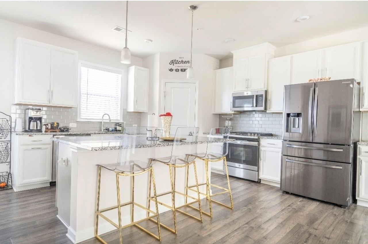 1421 Ridgebend Way Se - Photo 6 of 17