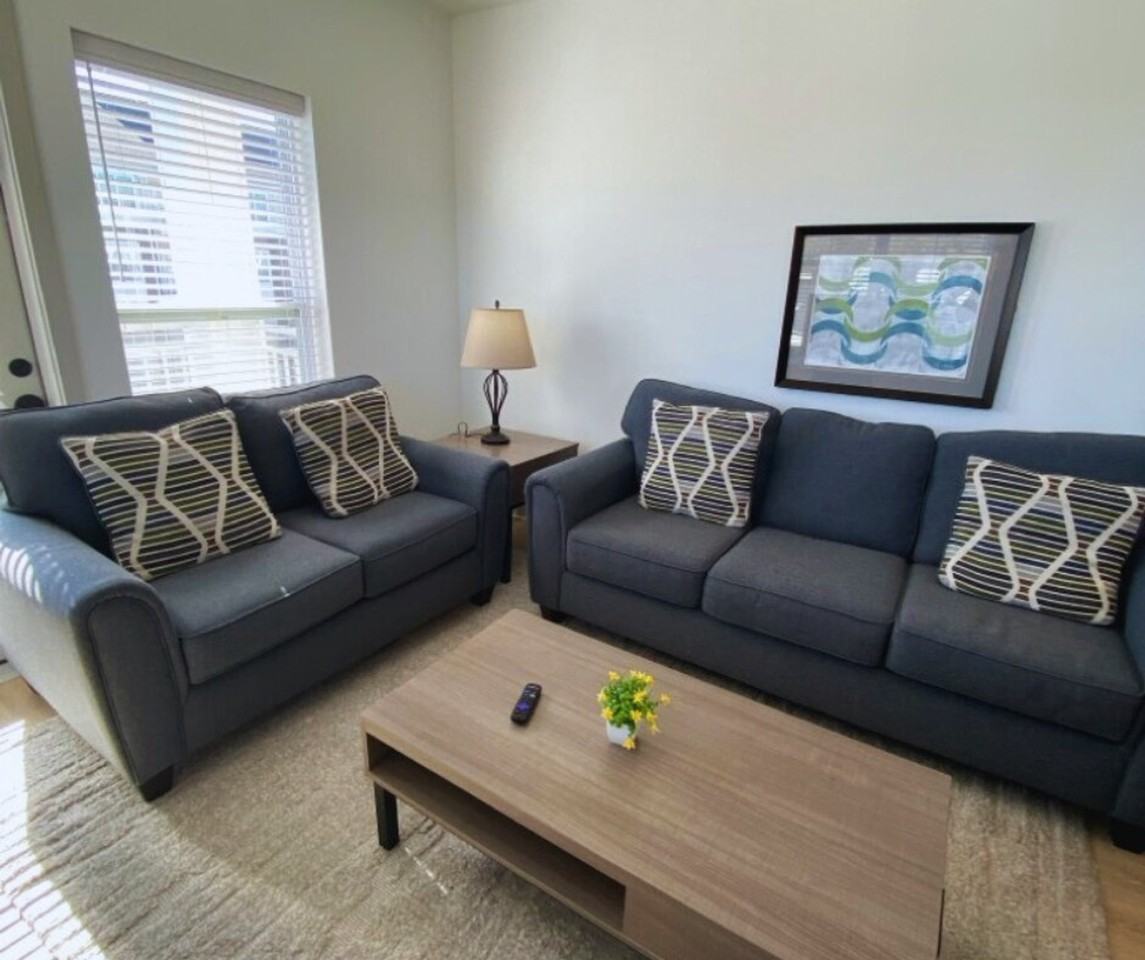 1202 Marquis Pkwy #1379571P - Photo 3 of 44