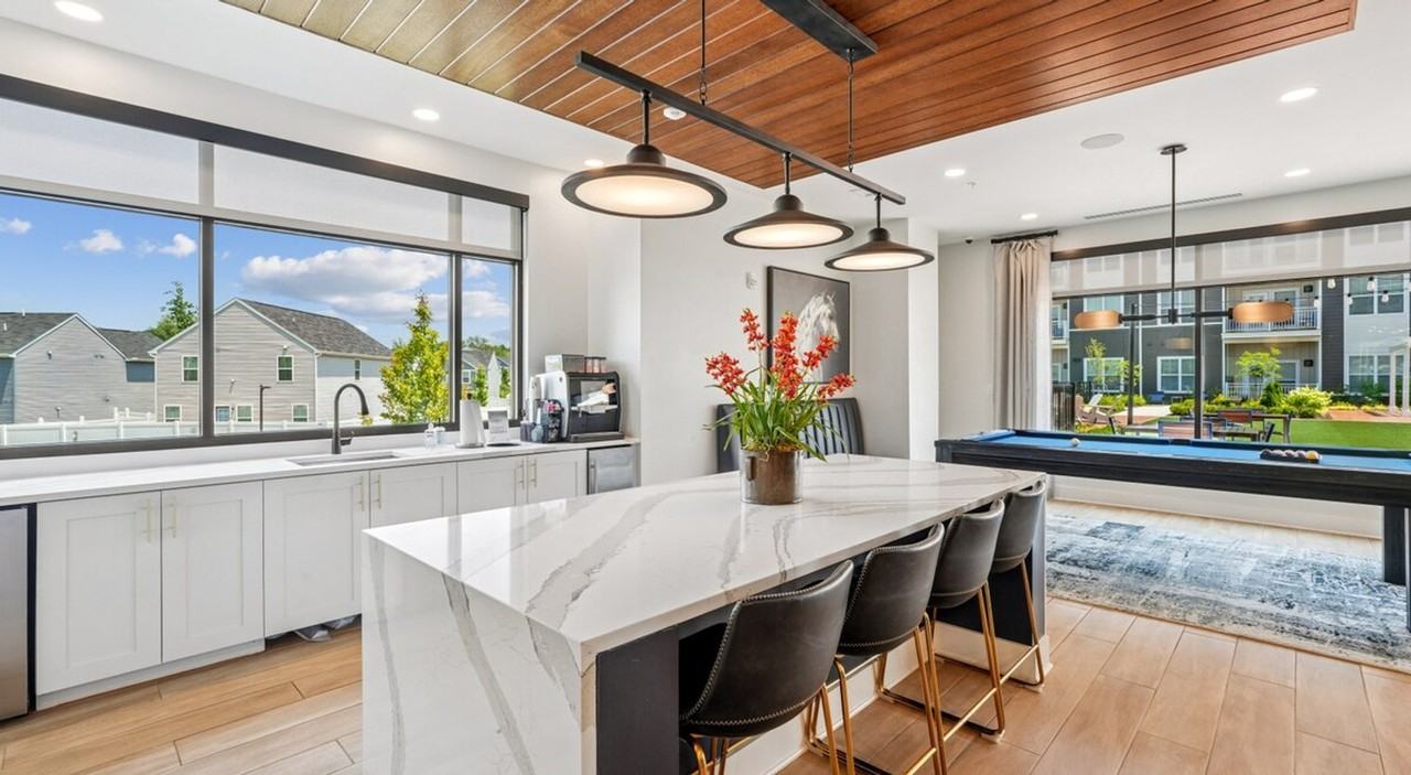 1202 Marquis Pkwy #1379571P - Photo 5 of 44