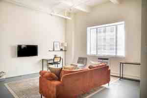 featured image of 823 N 2nd St