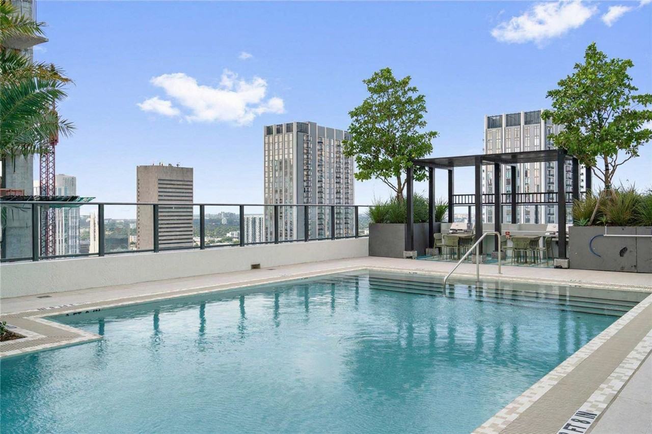 601 North Miami Avenue - Photo 5 of 70