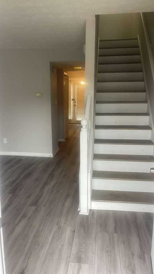 136 Hudson Bridge Ter - Photo 5 of 11