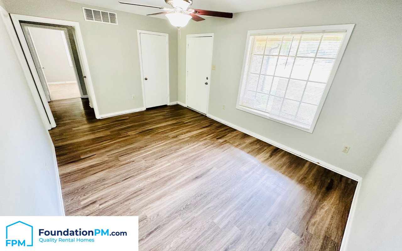 1188 Garden Rd - Photo 3 of 13