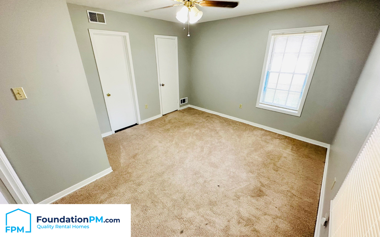 1188 Garden Rd - Photo 2 of 13