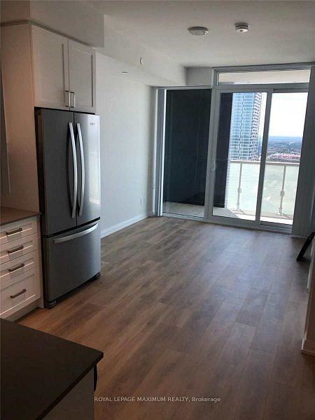 7895 Jane Street #3212 - Photo 4 of 12