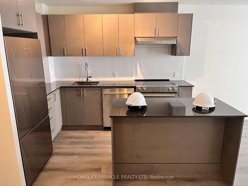 27 Korda Gate #1407 - Photo 3 of 11