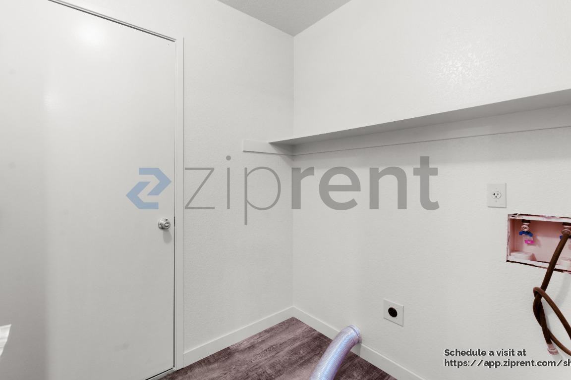 4540 Armadale Way - Photo 2 of 15