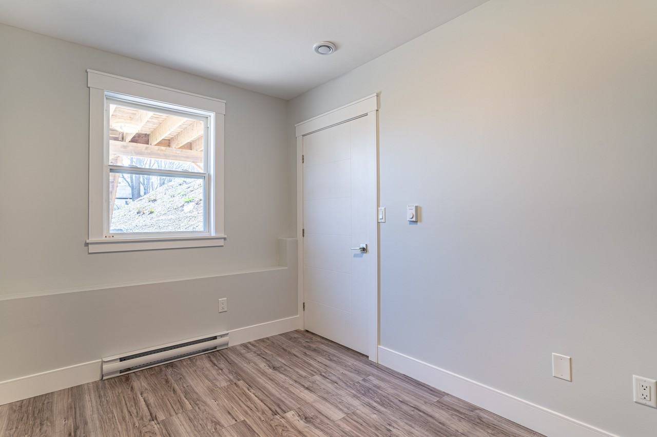 14 Dobbin Lane - Photo 2 of 13