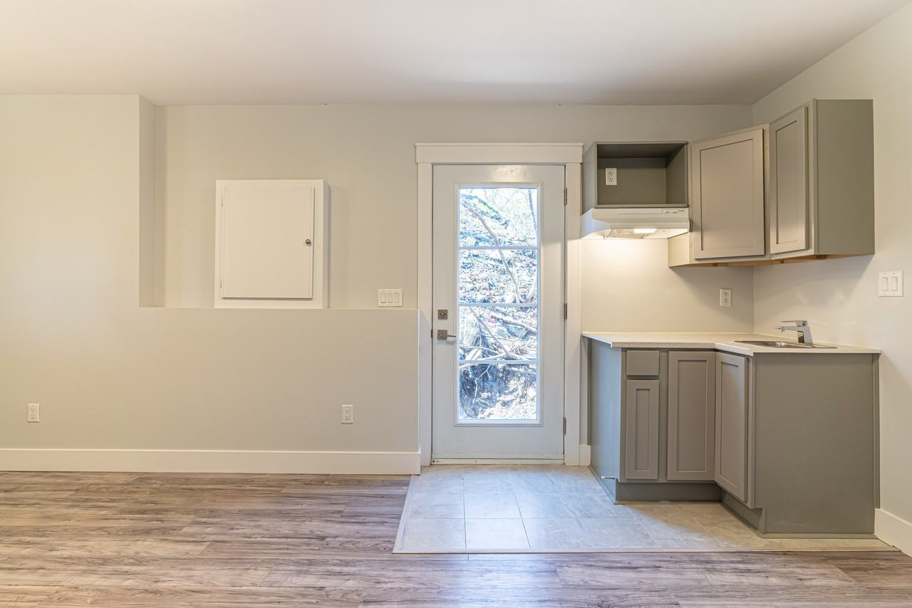 14 Dobbin Lane - Photo 7 of 13