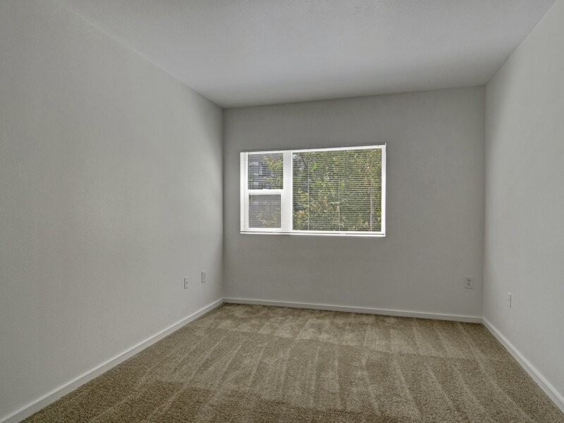 Commons - Photo 2 of 28