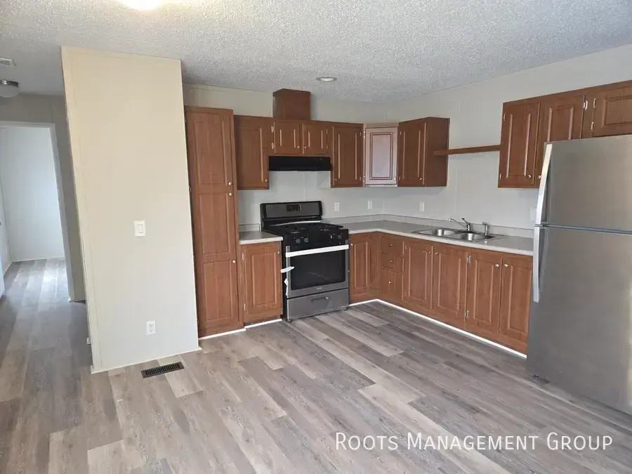 2763 Apollo Dr - Photo 2 of 14