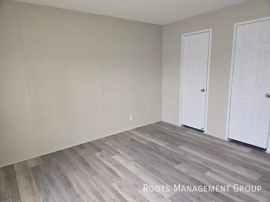 2763 Apollo Dr - Photo 5 of 14