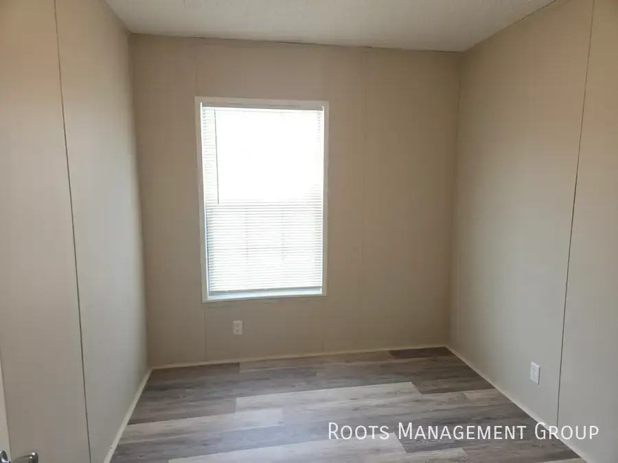 2763 Apollo Dr - Photo 6 of 14