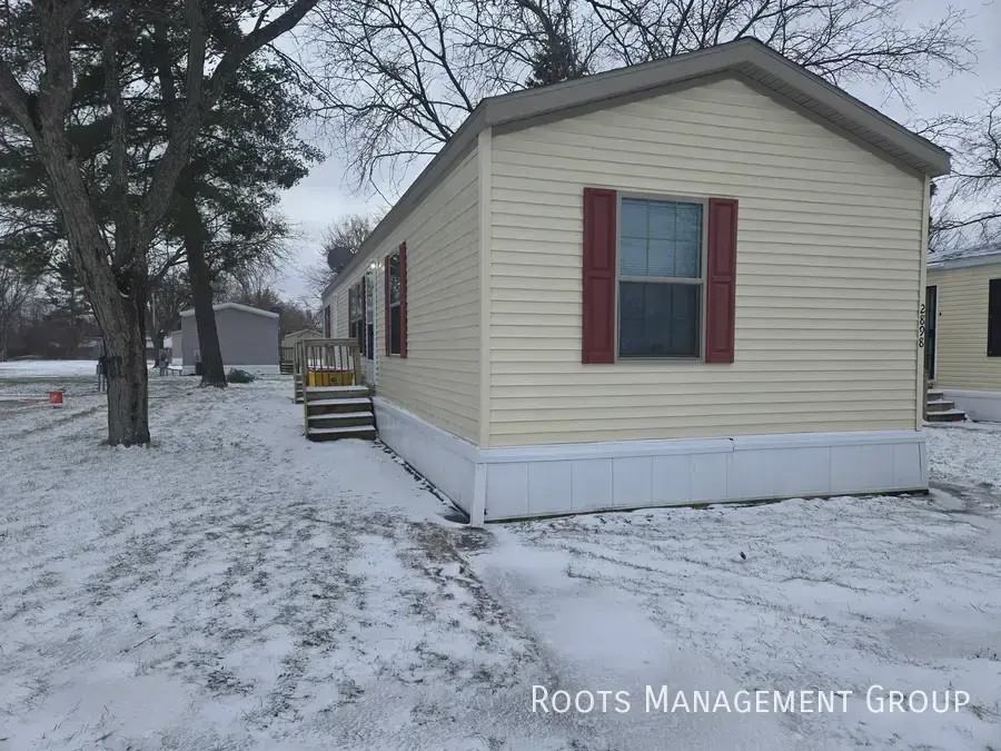 2898 Apollo Dr - Photo 2 of 19