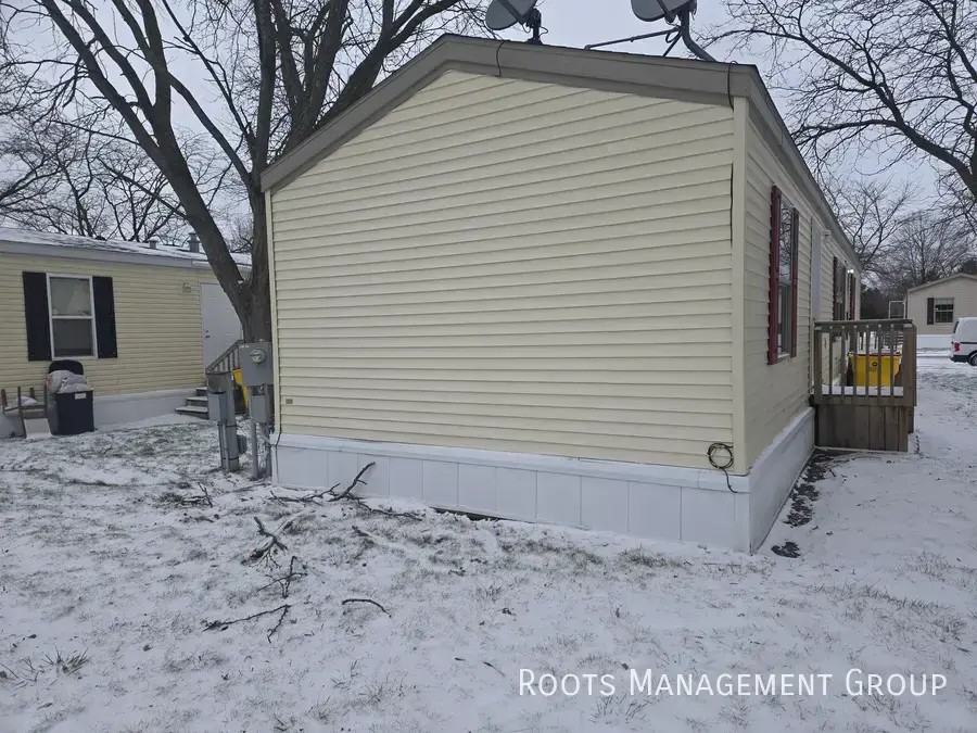 2898 Apollo Dr - Photo 4 of 19